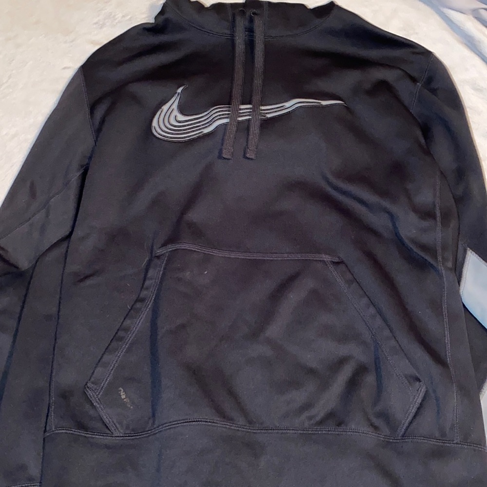 nike hoodie